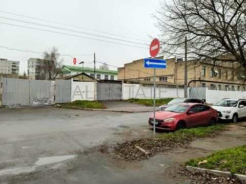 комерційна за адресою Володимира Сікевича вул., 20-А