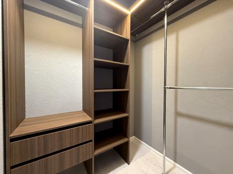 квартира по адресу Академика Сахарова ул., 8