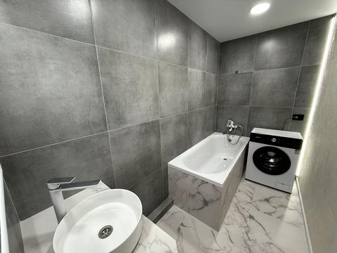 квартира по адресу Академика Сахарова ул., 8