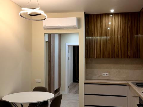 квартира за адресою Салютна вул., 2-Б