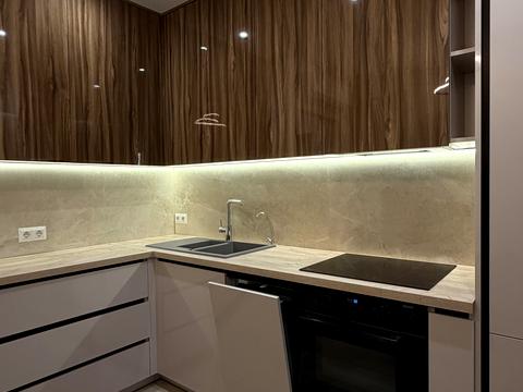 квартира за адресою Салютна вул., 2-Б