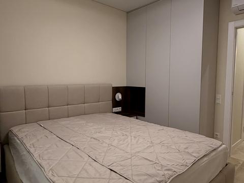 квартира за адресою Салютна вул., 2-Б