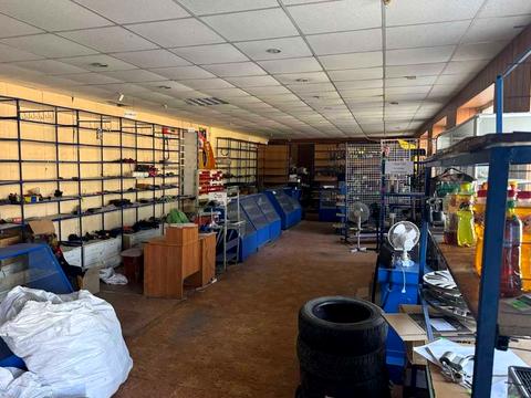 комерційна за адресою новозоводська, 7