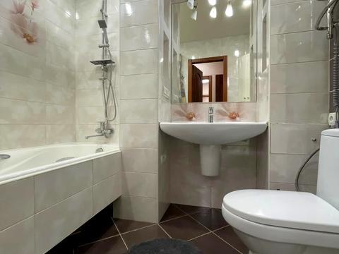 квартира по адресу Добровольцев пер., 4