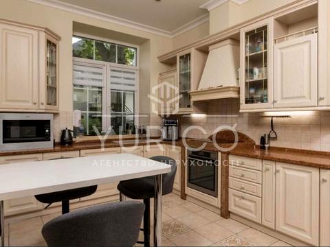 будинок за адресою смт. Козин, Старокиївська вул.