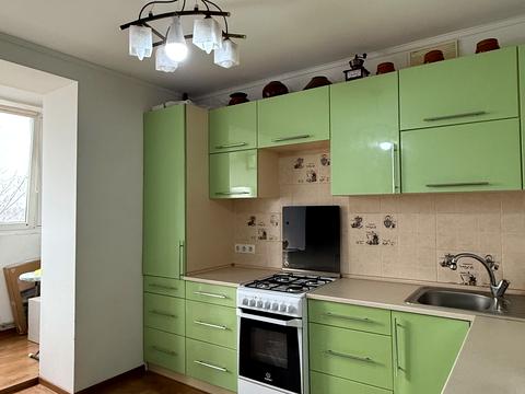 квартира за адресою Крайна вул., 1В