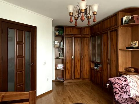 квартира за адресою Крайна вул., 1В