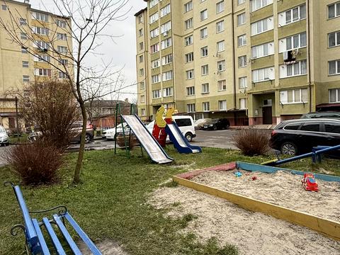 квартира за адресою Крайна вул., 1В