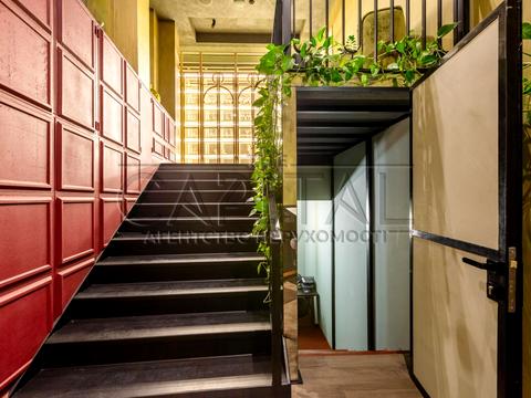 комерційна за адресою Софіївська вул., 12