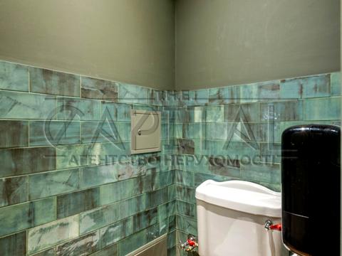 комерційна за адресою Софіївська вул., 12