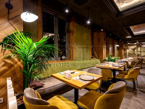 комерційна за адресою Софіївська вул., 12