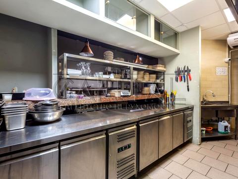 комерційна за адресою Софіївська вул., 12