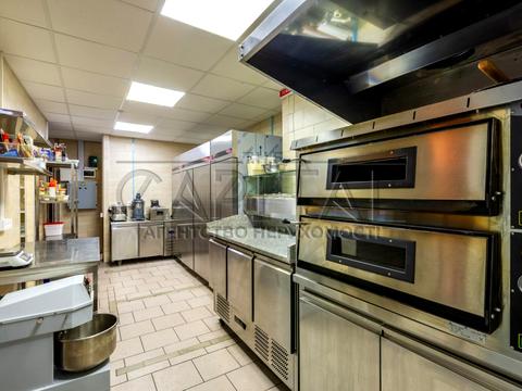 комерційна за адресою Софіївська вул., 12