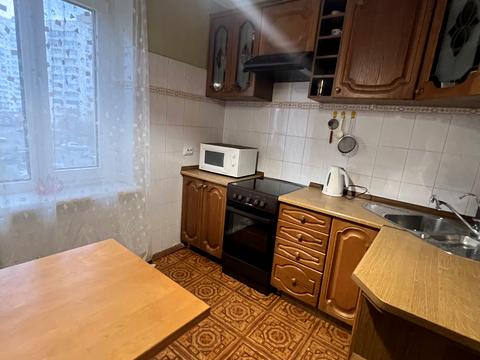 квартира за адресою Миколи Бажана просп., 32