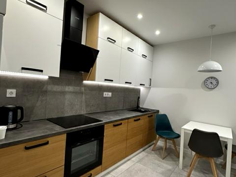 квартира за адресою Зарічна вул., 1-Б