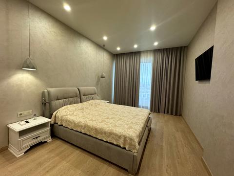 квартира за адресою Набережна Перемоги вул., 7