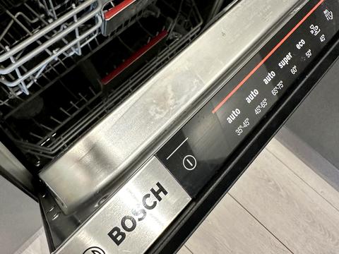 квартира за адресою Володимира Івасюка просп. (Героїв Сталінграду), 8