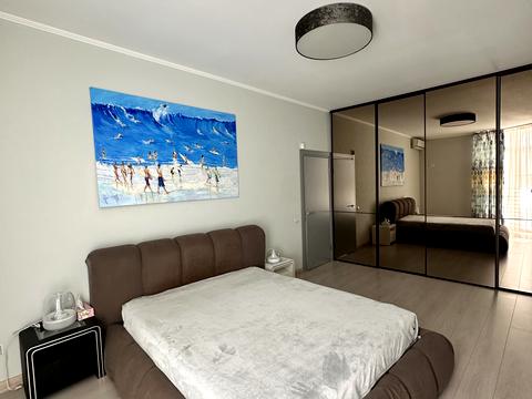 квартира за адресою Володимира Івасюка просп. (Героїв Сталінграду), 8