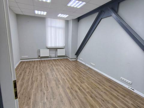 комерційна за адресою Світлицького вул., 35