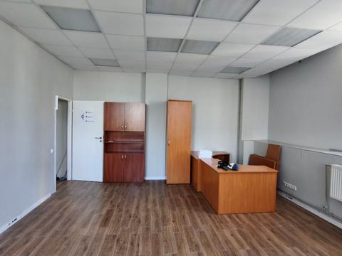 комерційна за адресою Світлицького вул., 35