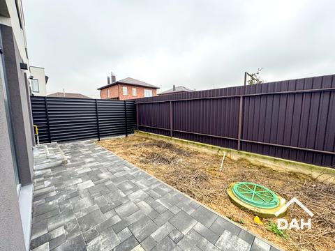 будинок за адресою Райдужна вул., 38