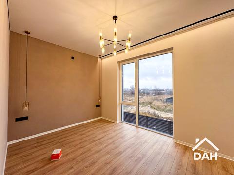 будинок за адресою Райдужна вул., 38