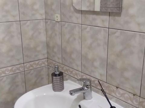 комерційна за адресою Тичини вул., 65