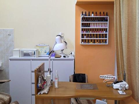 комерційна за адресою Галицька вул., 7