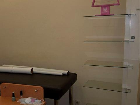 комерційна за адресою Галицька вул., 7