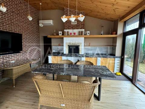 будинок за адресою Садова