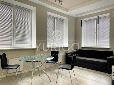 будинок за адресою Анатолія Солов'яненка вул.