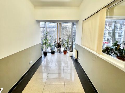 комерційна за адресою Велика Арнаутська вул., 61