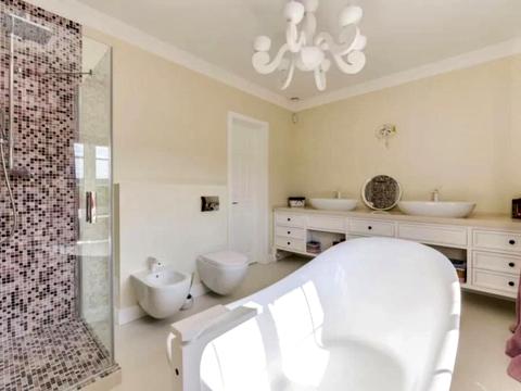 будинок за адресою Центральна вул., 14