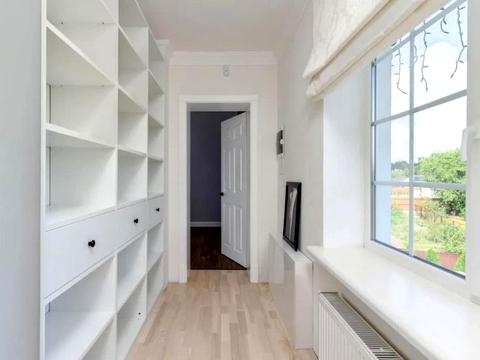 будинок за адресою Центральна вул., 14