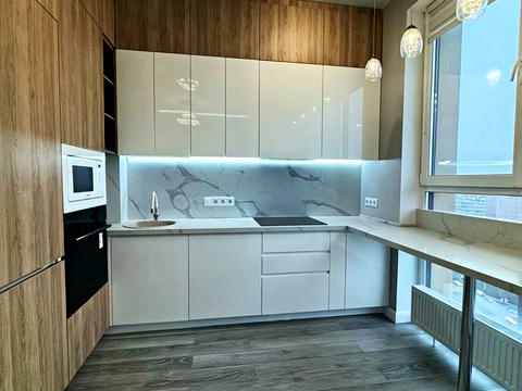 квартира за адресою Зоряний бульв., 1м