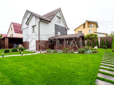 будинок за адресою Союз Безрадичі