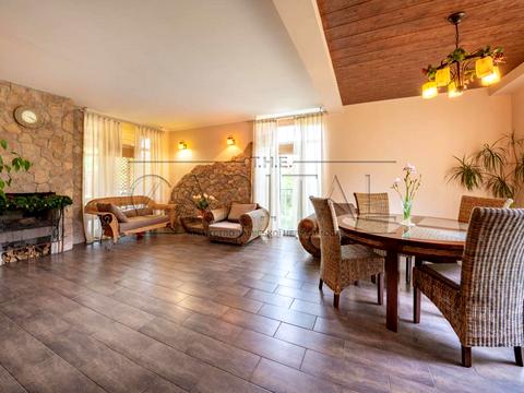 будинок за адресою Підгірна