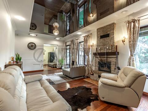 будинок за адресою с. Нові Безрадичі, Піщана