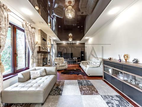 будинок за адресою с. Нові Безрадичі, Піщана