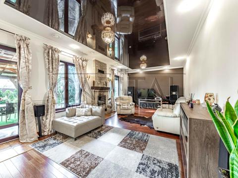 будинок за адресою с. Нові Безрадичі, Піщана