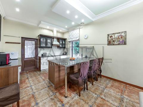 будинок за адресою с. Нові Безрадичі, Піщана