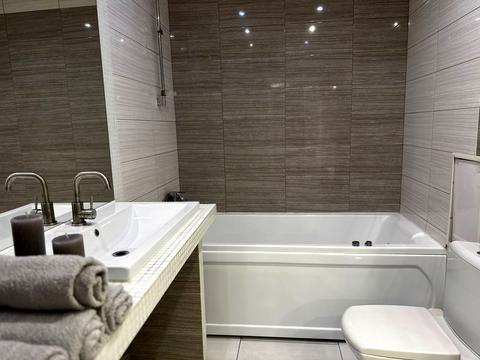 квартира за адресою Івана Пулюя вул., 40