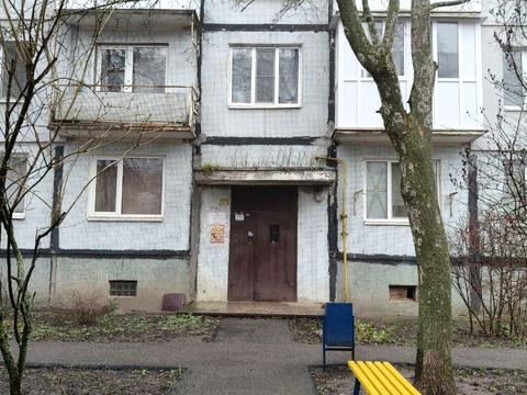 квартира за адресою Михайла Комарова вул. (Тархова), 5