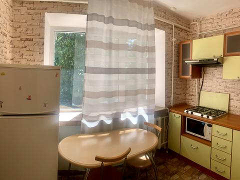 квартира за адресою Високовольтна вул., 10