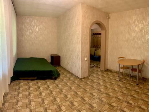 квартира за адресою Високовольтна вул., 10