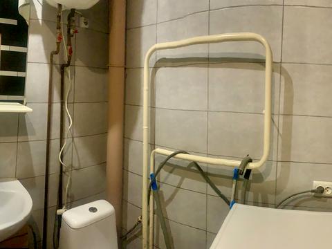 квартира за адресою Високовольтна вул., 10