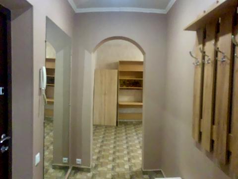 квартира за адресою Високовольтна вул., 10