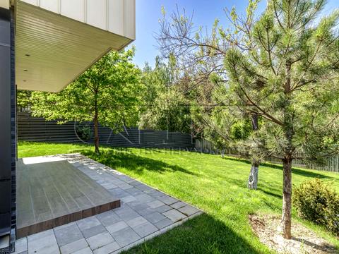 будинок за адресою с. Лісники, Ватутіна пров.