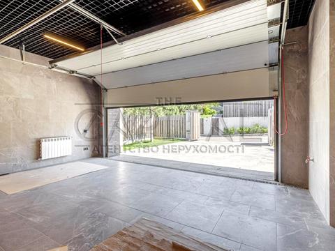 будинок за адресою с. Лісники, Ватутіна пров.