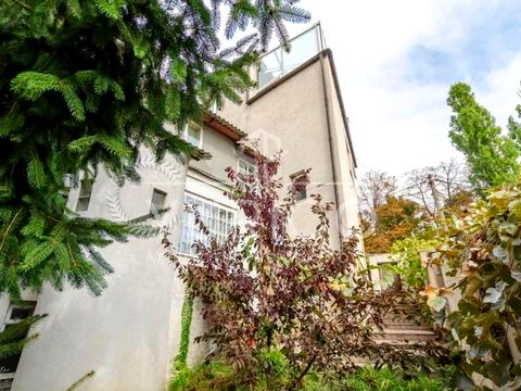 будинок за адресою Дмитра Дорошенка вул. (Чигоріна)